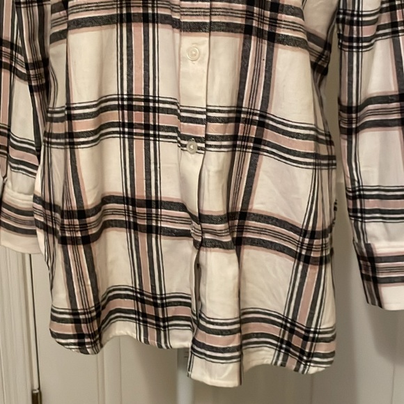 LOFT Plaid Flannel Oversized Everyday Shirt - Picture 3 of 9